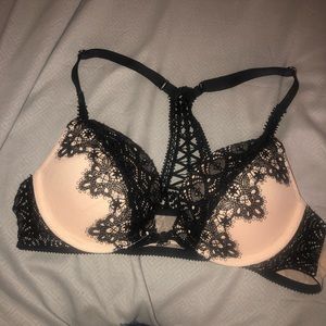 Victoria’s Secret Push Up 32A